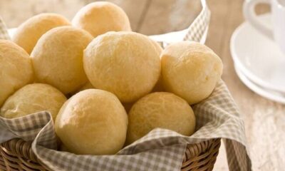 Pão de Queijo com Massa de Batata